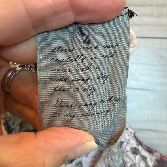 Raquel Allegra Bella Dress Flower Medley Feminine V-Neck Silk Jacquard Small 2/4 - Picture 7 of 11